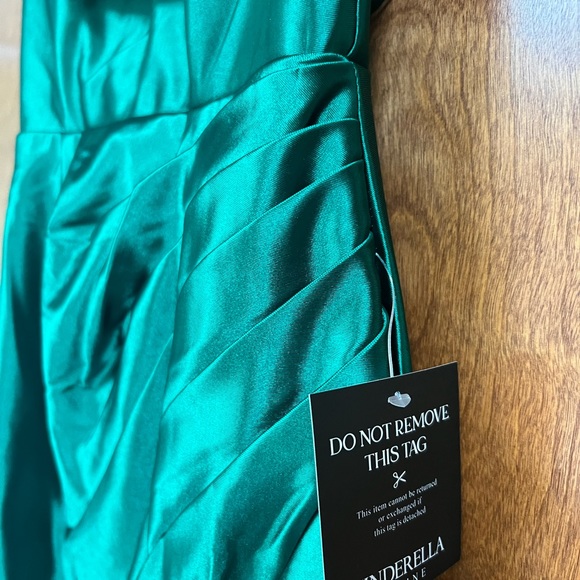 Emerald Green High Split Formal Gown -Brand New - Picture 4 of 7